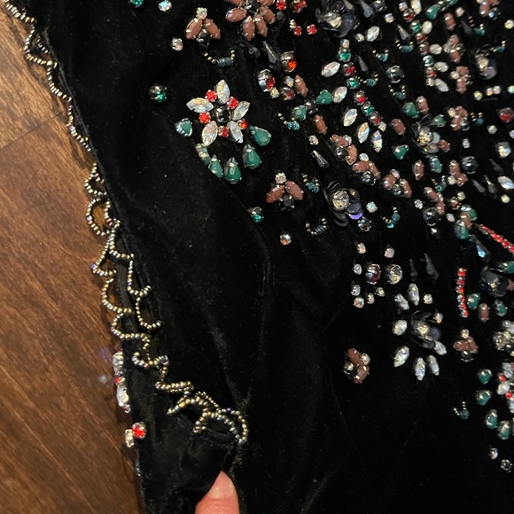 Sold Ecote Jasmina Velvet Embellished Mini Shift Dress - Picture 7 of 11